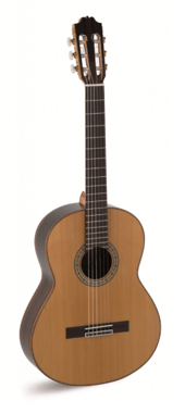 Alvaro Guitars L-240 - gitara klasyczna